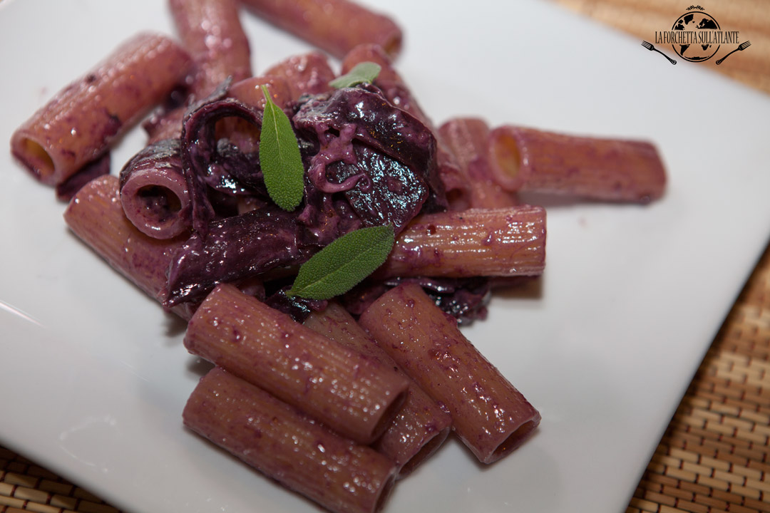 pasta-rummo-con-carote-viola-e-stracchino